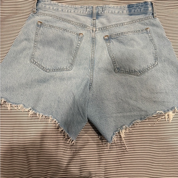 Curve Love High Rise Loose Short - Picture 2 of 4